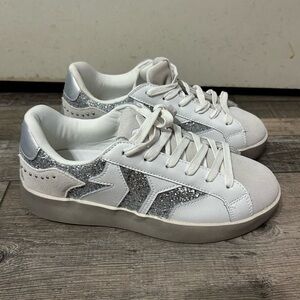C.O.B. Culture of Brave PLAY Silver Sparkle Bling Sneaker